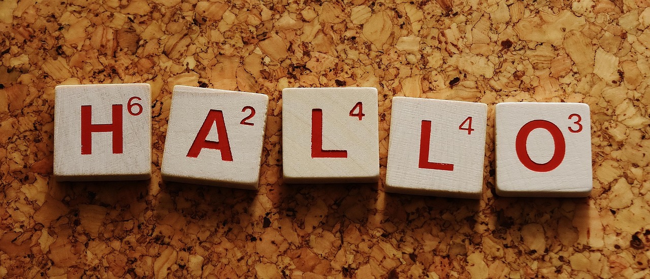 Persona con disabilità riceve assistenza, simbolo della Legge 104 e delle detrazioni fiscali.